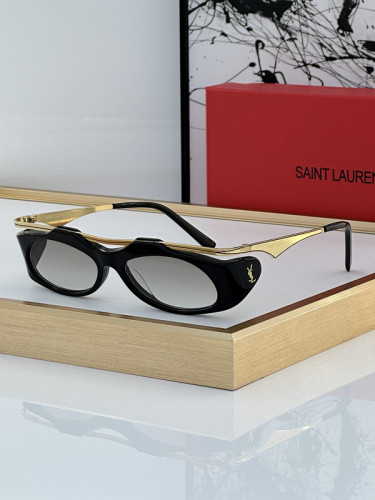 YL  Sunglasses AAAA-639