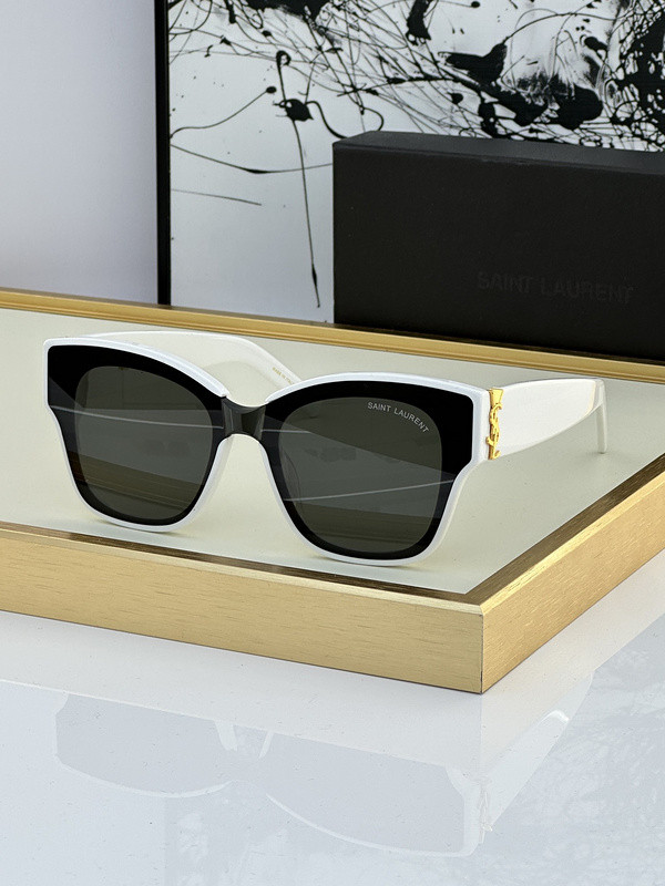 YL  Sunglasses AAAA-656