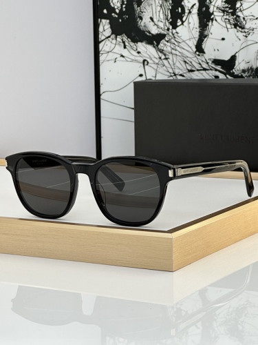 YL  Sunglasses AAAA-686