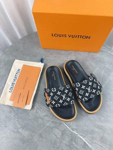 LV Sandals 1：1 Quality-695