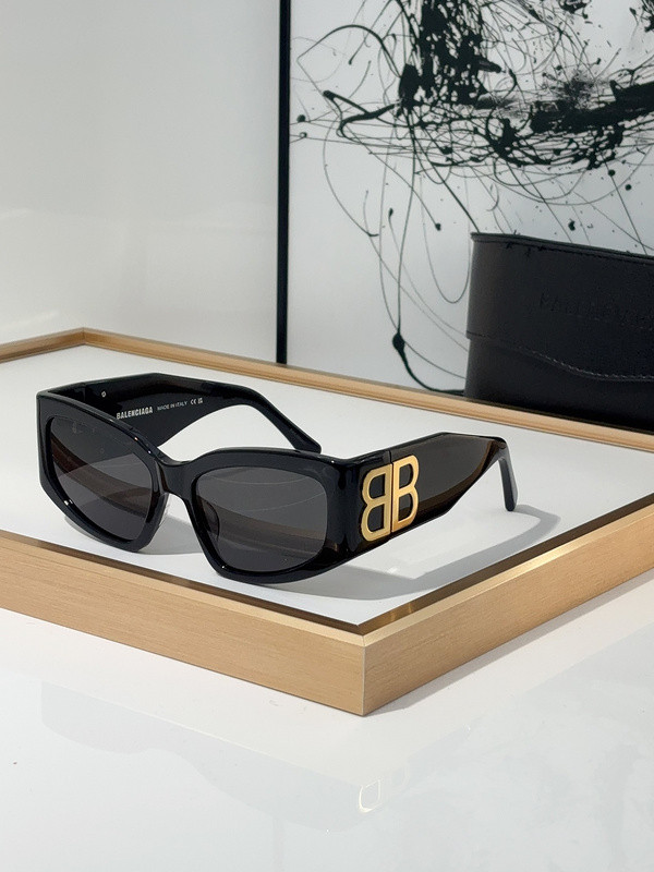 B Sunglasses AAAA-824