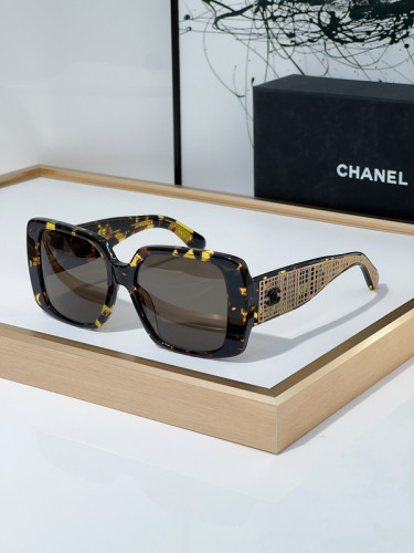 CHNL Sunglasses AAAA-3750