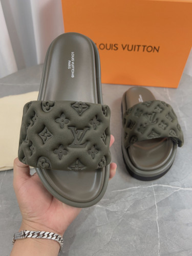 LV women Sandals 1：1 Quality-746