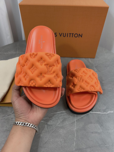 LV women Sandals 1：1 Quality-749