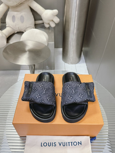 LV Sandals 1：1 Quality-790