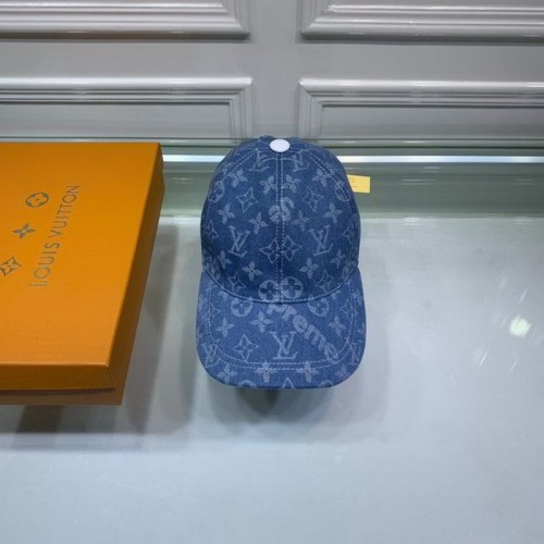 LV Hats AAA-077