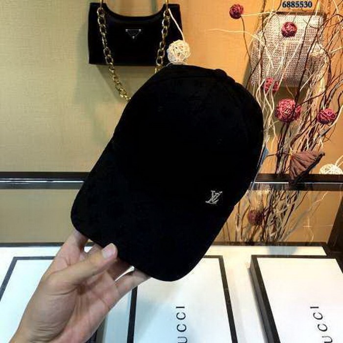 LV Hats AAA-130