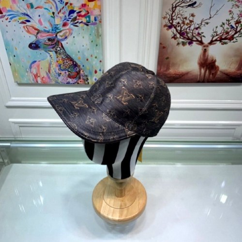 LV Hats AAA-058