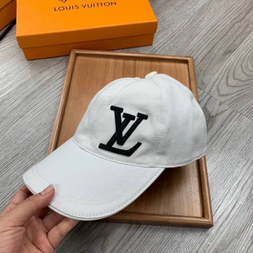 LV Hats AAA-568