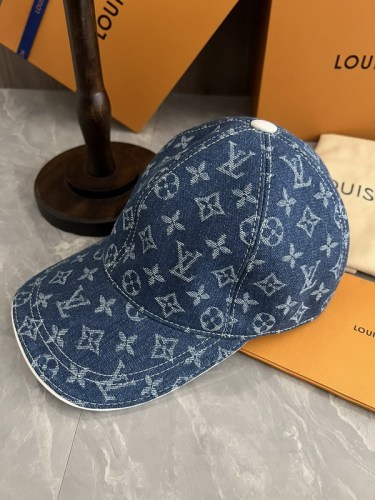 LV Hats AAA-521