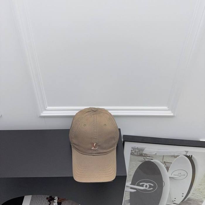 LV Hats AAA-904