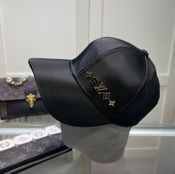 LV Hats AAA-447