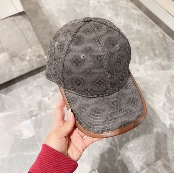 LV Hats AAA-794