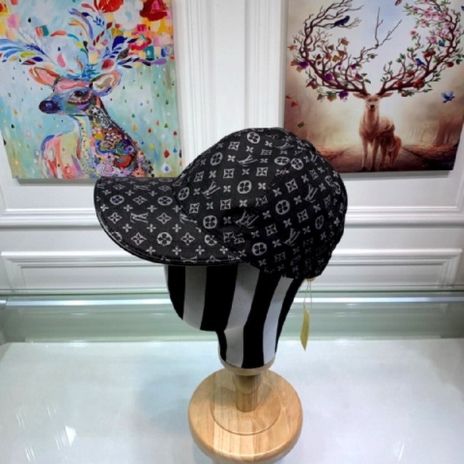 LV Hats AAA-072