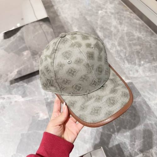 LV Hats AAA-551