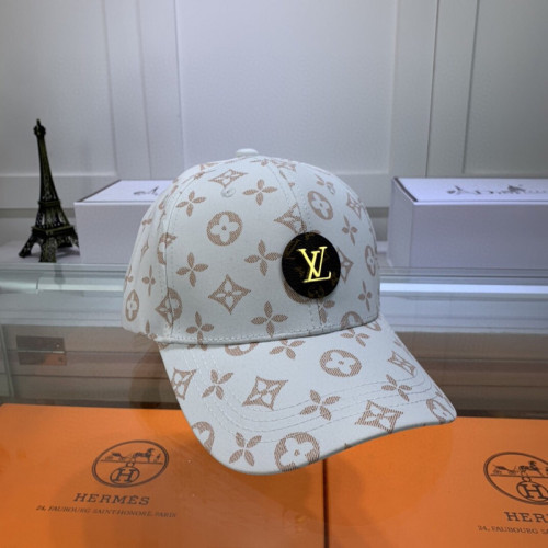 LV Hats AAA-011