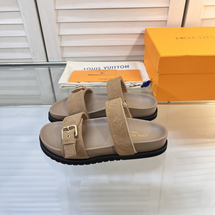 LV women Sandals 1：1 Quality-775