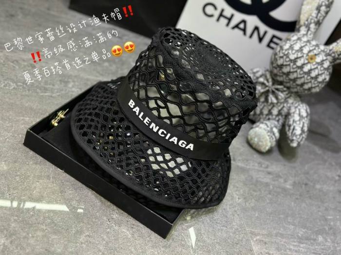 B Bucket Hats AAA-027