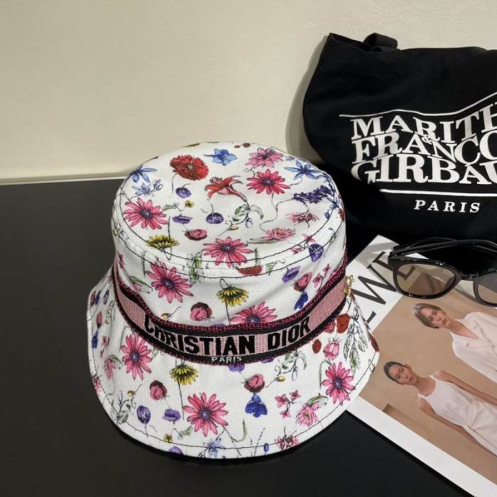 DIOR Bucket Hats AAA-783