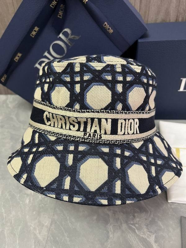 DIOR Bucket Hats AAA-632