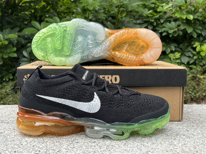 Authentic Nike Vapormax Flyknit  Multicolor