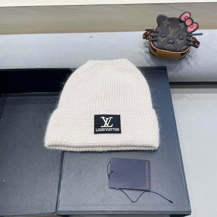 LV Hats AAA-1002