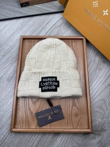 LV Hats AAA-1030