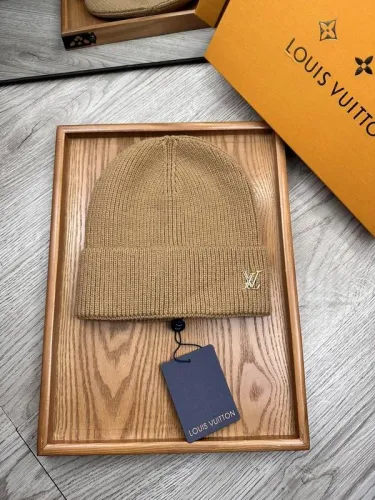 LV Hats AAA-1048