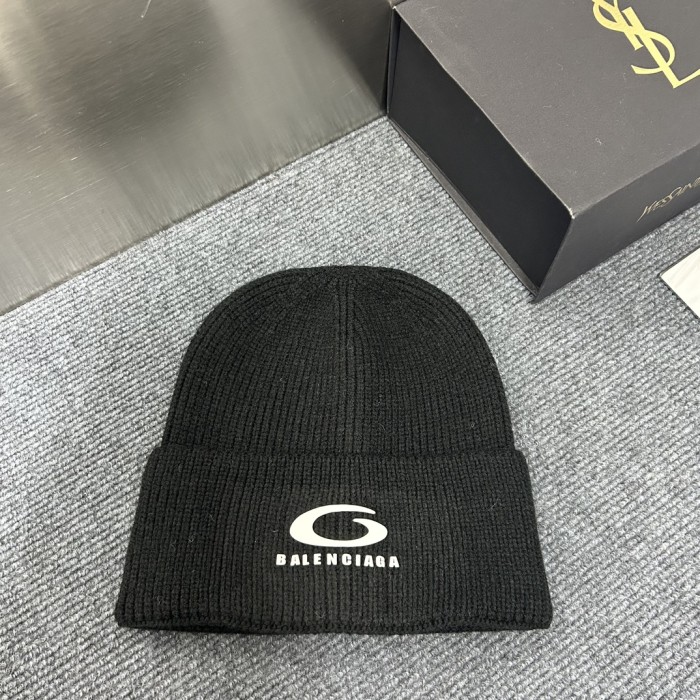 B Hats AAA-1143