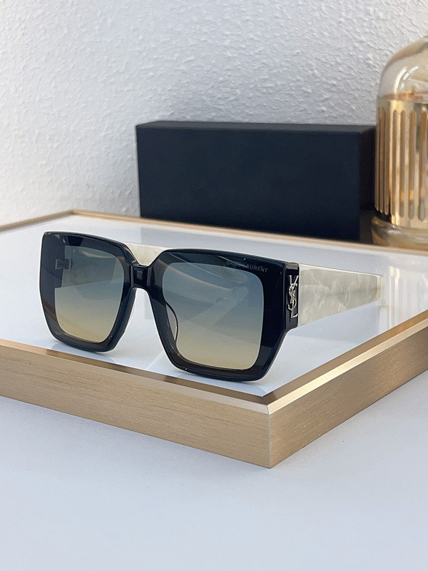 YL  Sunglasses AAAA-962