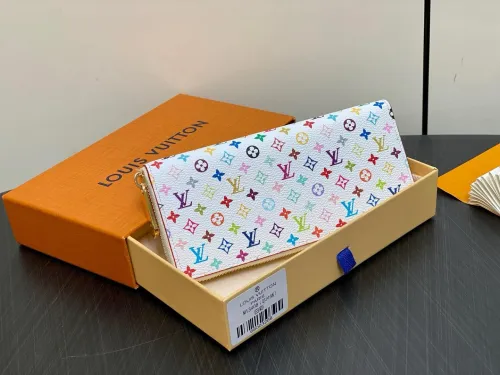 Super Perfect LV Wallet-761