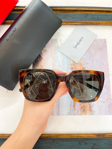 YL  Sunglasses AAAA-1032