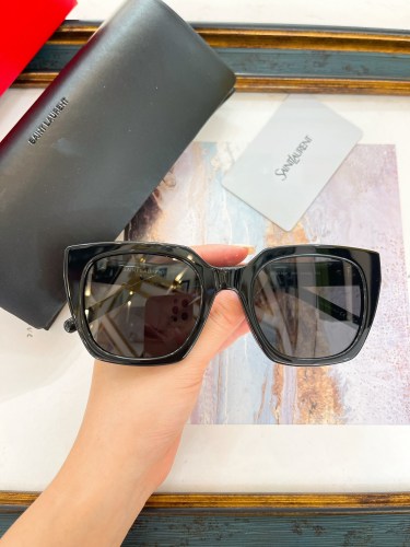 YL  Sunglasses AAAA-1028