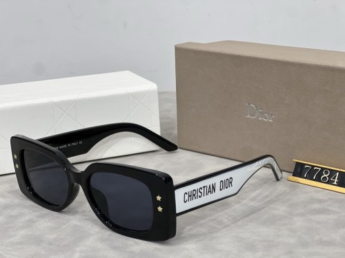 Dior Sunglasses AAA-1024