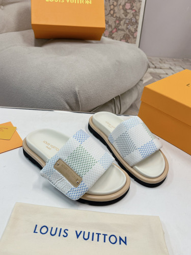 LV Sandals 1：1 Quality-1112