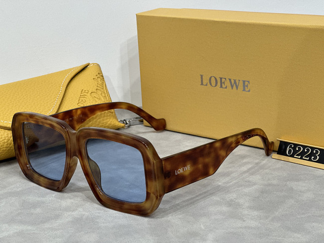 Loewe Sunglasses AAA-221