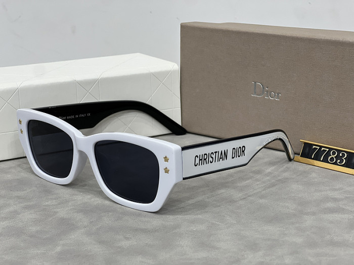 Dior Sunglasses AAA-220