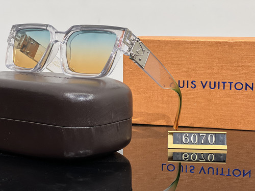 LV Sunglasses AAA-447