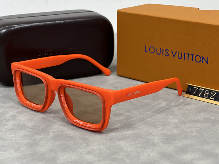 LV Sunglasses AAA-549