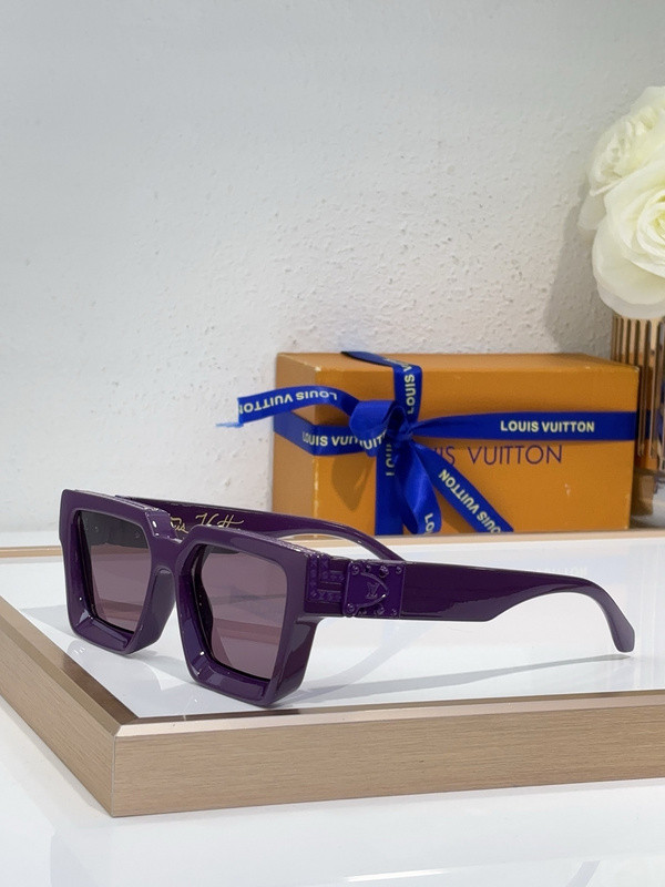 LV Sunglasses AAAA-5576