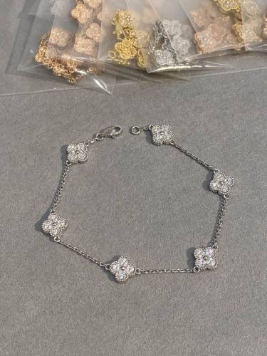 Van Cleef & Arpels bracelet-061