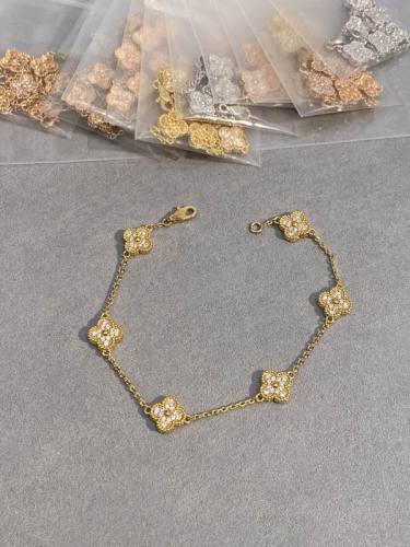 Van Cleef & Arpels bracelet-072