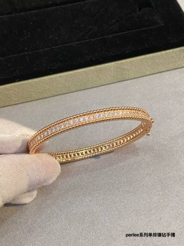 Van Cleef & Arpels bracelet-087