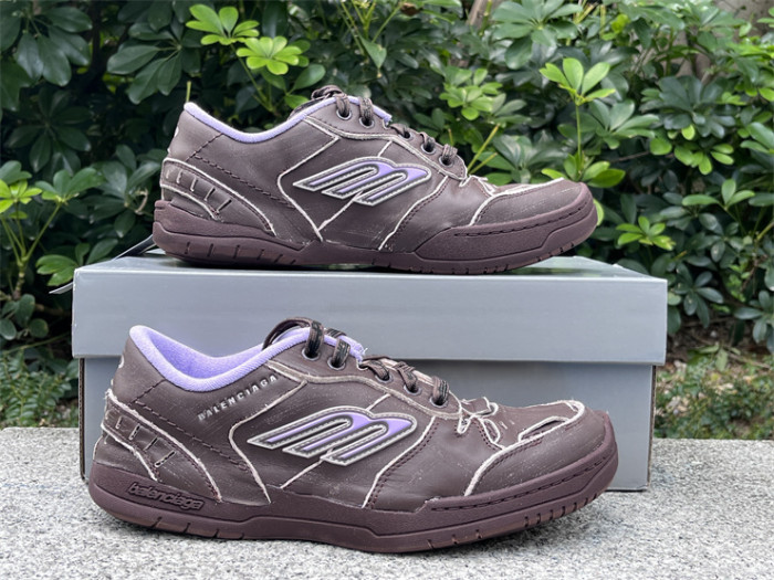 B 17FW Tripe-S High End Sneaker-663