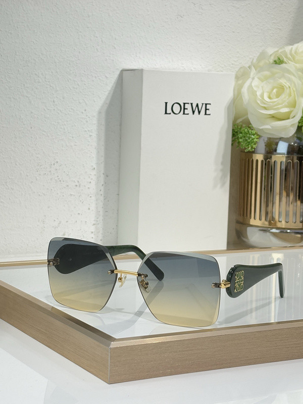 Loewe Sunglasses AAAA-952