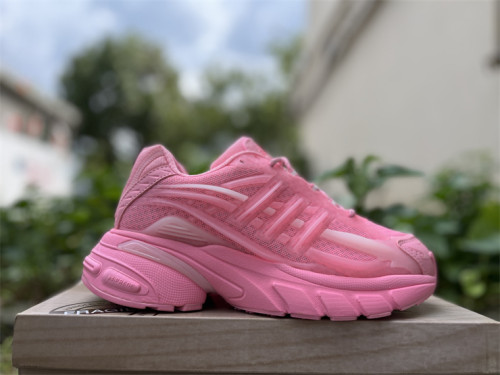 Pharrell Willams x AD Jellyfish-014