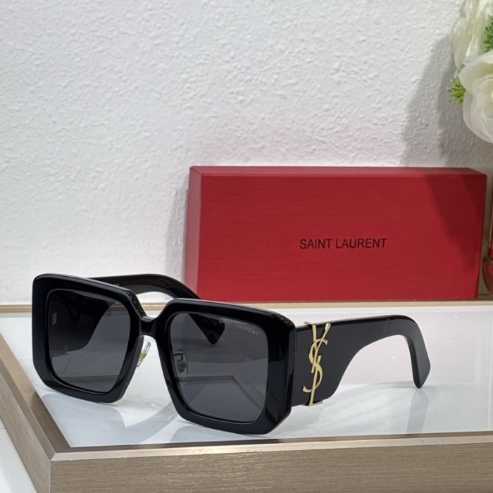 YL  Sunglasses AAAA-1511