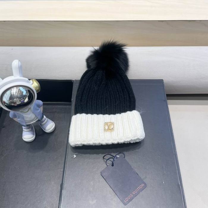 LV Hats AAA-1628