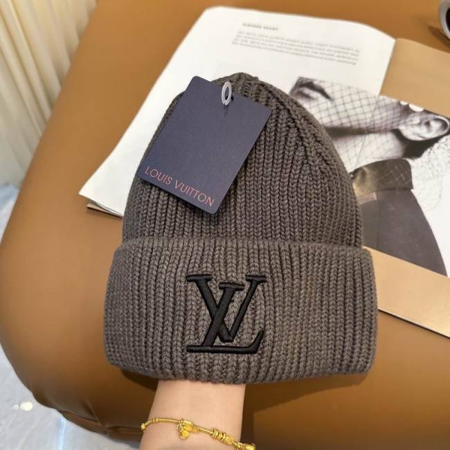 LV Hats AAA-1466