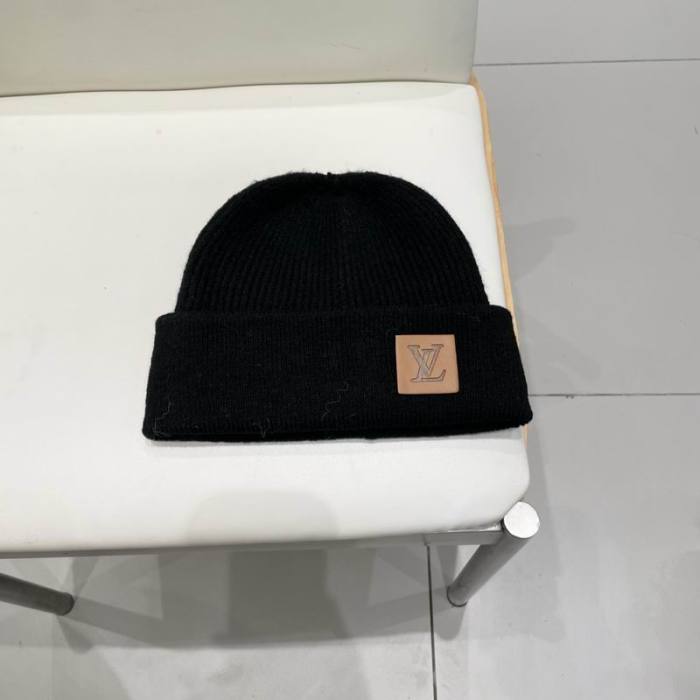 LV Hats AAA-1335